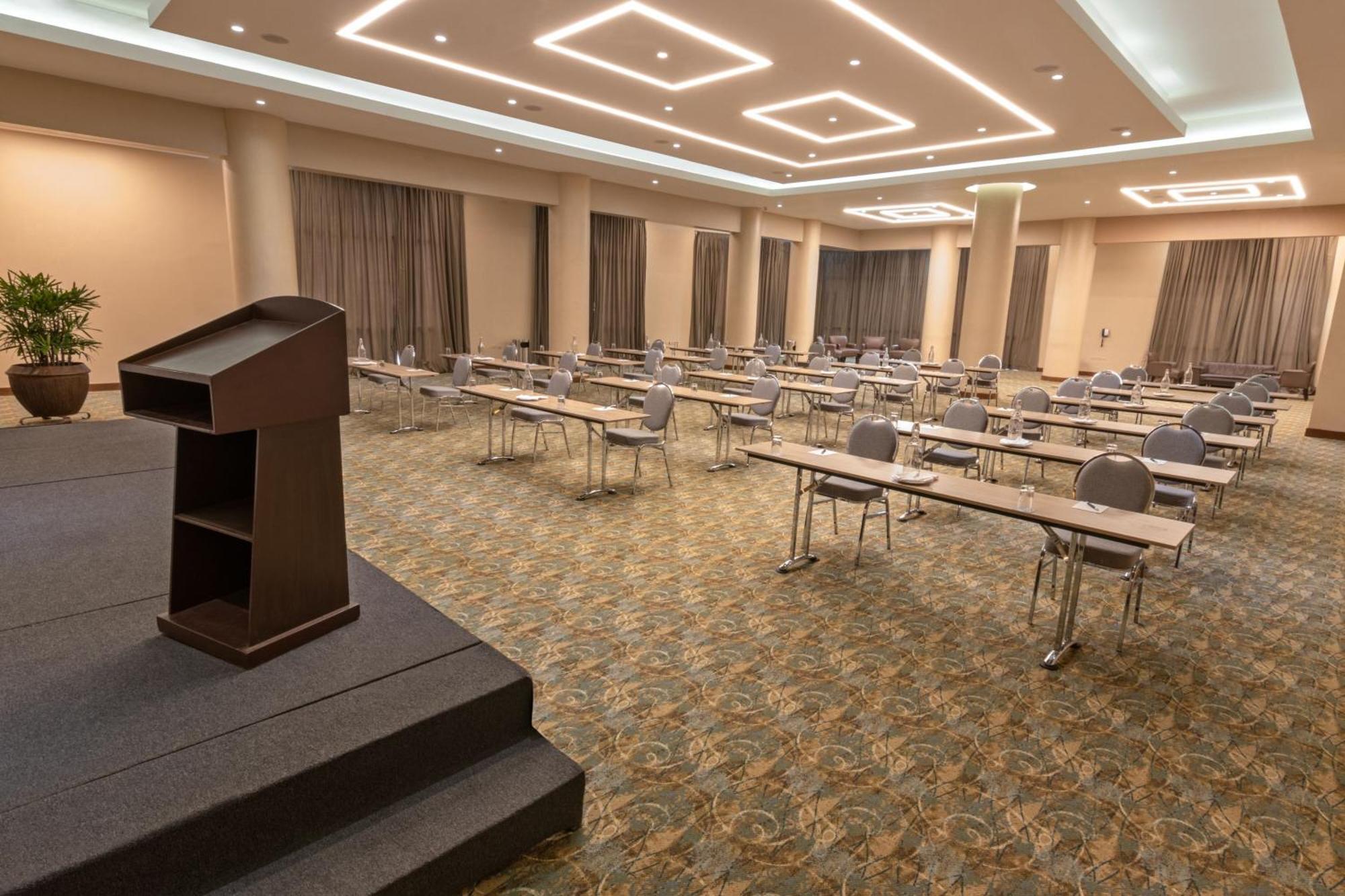 Sheraton Guayaquil Esterno foto