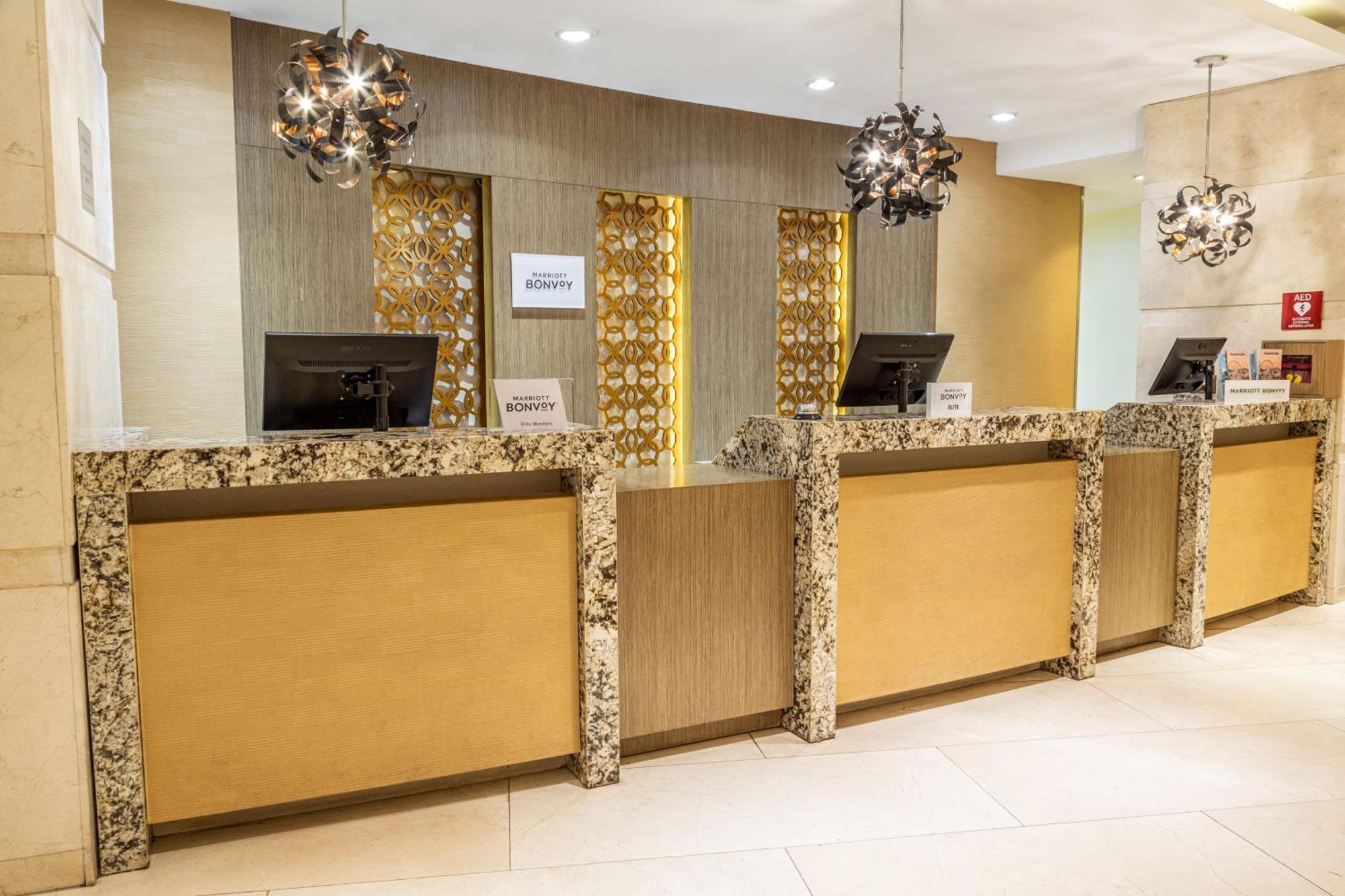 Sheraton Guayaquil Esterno foto