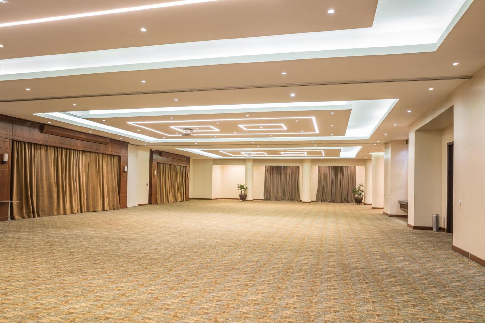 Sheraton Guayaquil Esterno foto